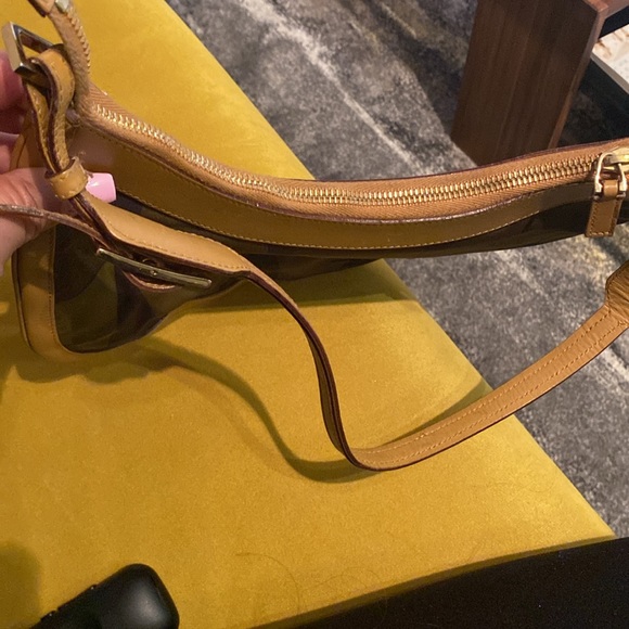 Authentic Vintage Jackie O Hobo Gucci Bag Leather & silk material. Gold hardware - Picture 8 of 8